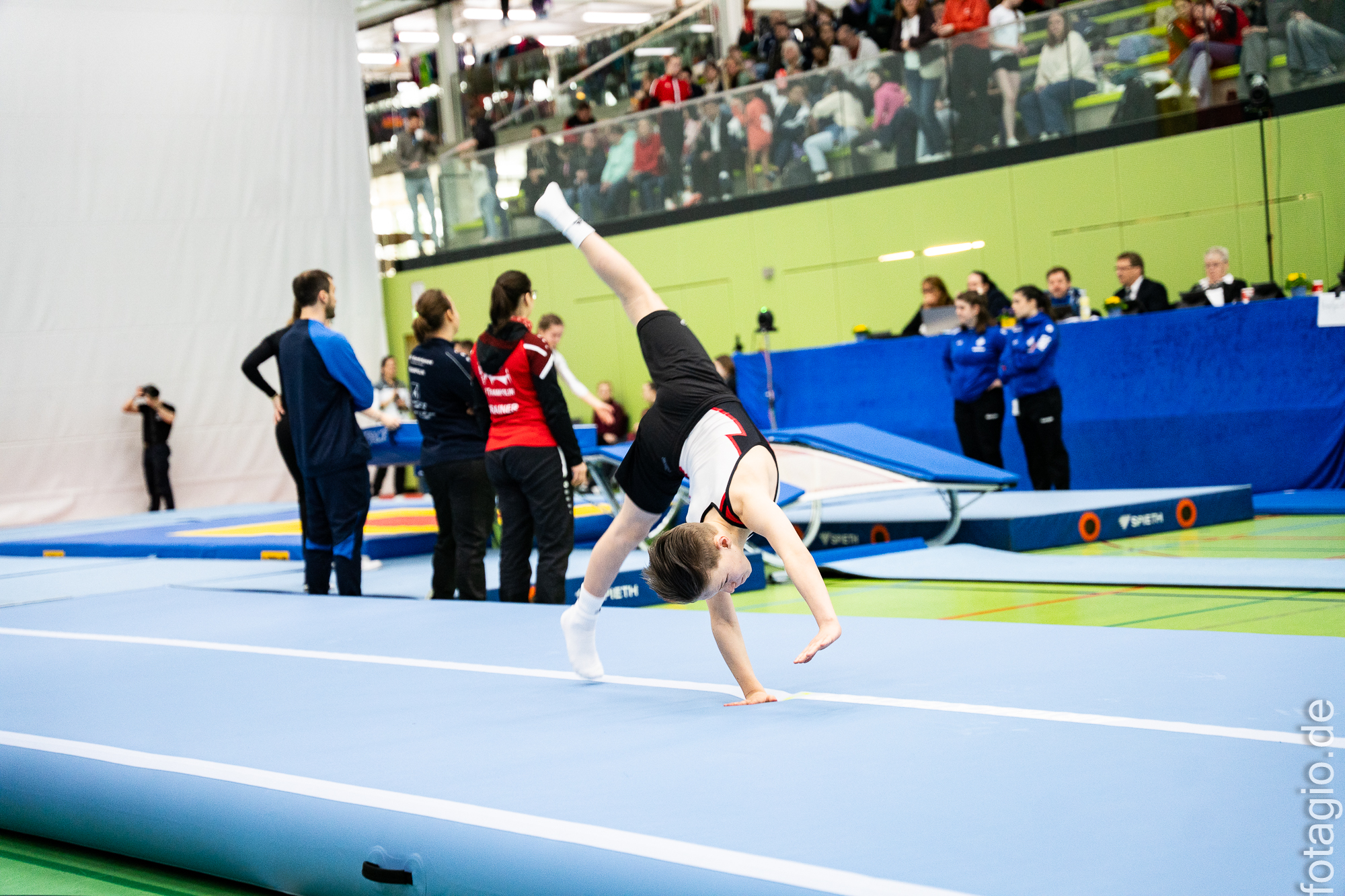 DM Doppel-Mini und Deutschland-Cup Doppel-Mini & Tumbling in Biberach: Hessischer Nachwuchs überzeugt